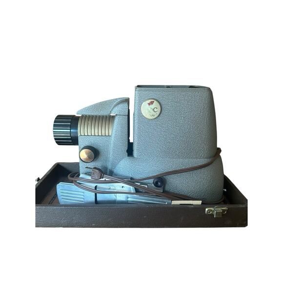 TDC Bell & Howell Streamliner 300 Duo Projector with Trionar Lens - Picture 1 of 5